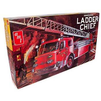 Skill 3 American LaFrance Ladder Chief 1/25 Scale Model by AMT