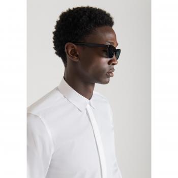 Londres Slim Shirt de Algodón con Tecnología Easy Iron y Botón Oculto