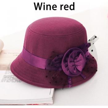 Chapeau en dentelle pour mariage