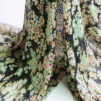 Blusa Seda Gasa Negro Burnout con Flores
