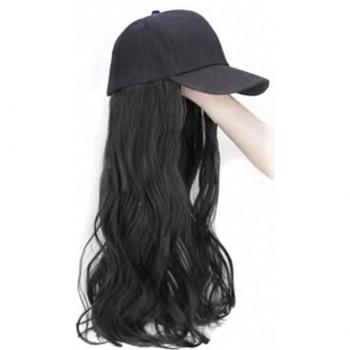Gorra de béisbol negra con pelo sintético marrón