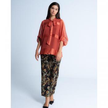 Niza - Blusa Carolina con Detalle de Lazada