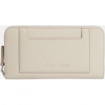 Cartera grande con cremallera Calvin Klein gris y RFID