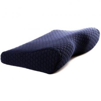 Coussin cervical doux de lit