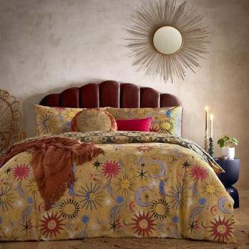Furn. Ethereal Star Reversible Duvet Cover Set - Gold Polycotton - Size King