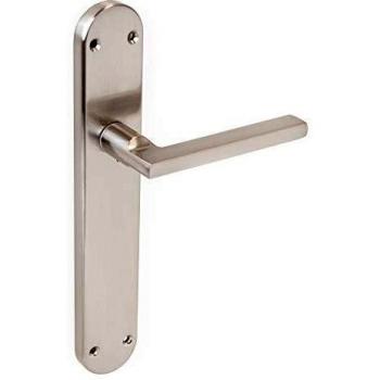 Set di maniglie per porte interne Perth, con piastre 43x250 mm, Alluminio e Zama, Nichel Satinato - Emuca