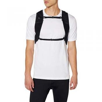 Mochila ASICS con bolsillo trasero y frontal