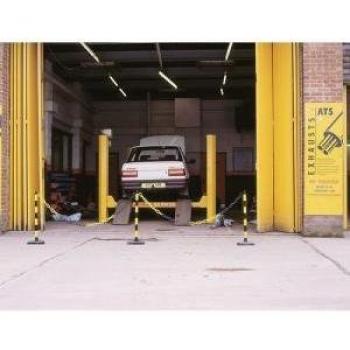 White Barrier Kit with 6 Posts and Concrete Base