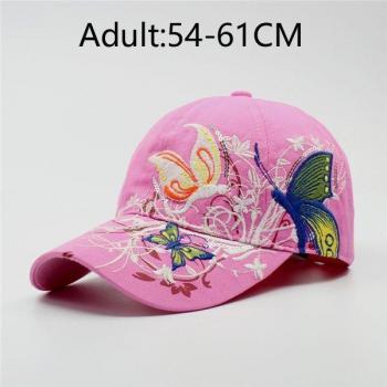 Bestickte Frauenkappe mit floralem Design