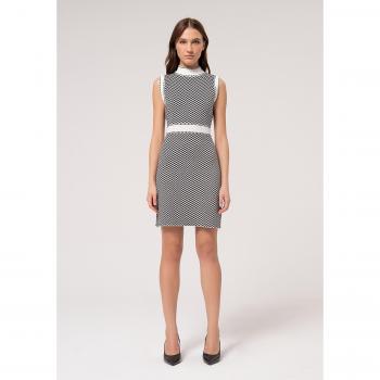 Abito mini slim fit in jacquard geometrico
