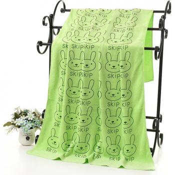 Super-Sized Microfiber Pet Bath Towel - 140x70cm, High Absorbency for Dogs (Golden Retriever & Teddy)