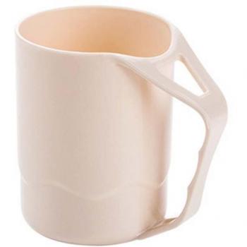 Praktische Mundwasser-Tasse mit Griff