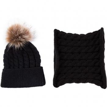 Bonnet tricot et écharpe pour bébé