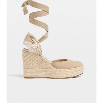 Stradivarius Beige 9 Tied Jute Wedges