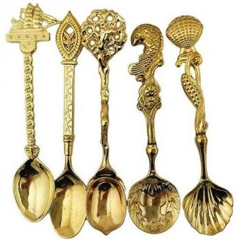 5pcs Mini Retro Royal Style Golden Metal Spoon and Fork Set for Coffee, Dessert, and Fruit