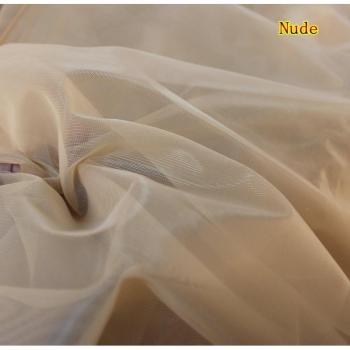 Robe en tulle fin maille douce