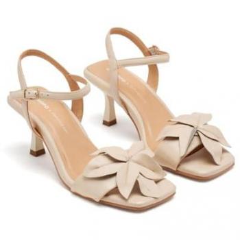 Sandalias Elegantes con Lazo