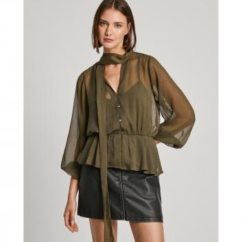 Blusa Semitransparente con Lazo Verde Pequeña