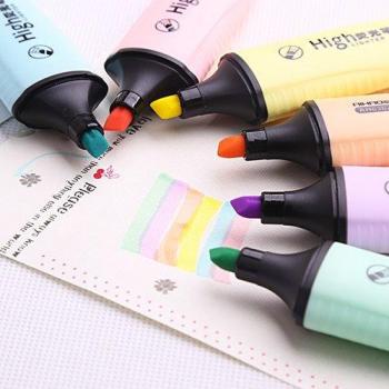 Novelty Highlighter Pen