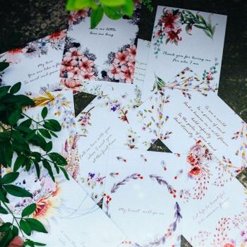 Blooming Hearts 30‑Pack Floral Love Letter Postcards