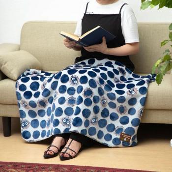 Marushin‑Decke „Mon Voisin Totoro“ – Schwarze Moiré‑Abbildung 70 × 100 cm