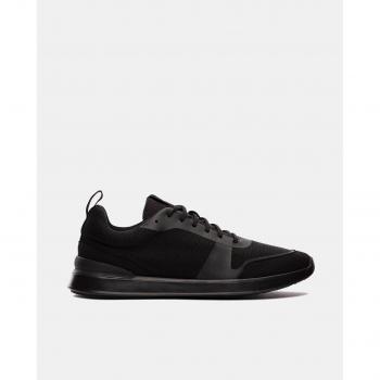 Zapatillas de hombre en negro bajas tipo running de Clarks, modelo Lt Lace