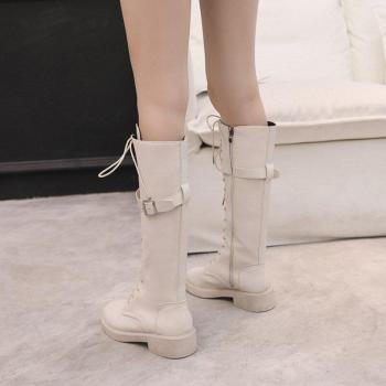 Botas de mujer a media pantorrilla con suela gruesa