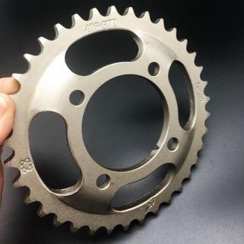 Piñón trasero de motocicleta 34T