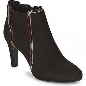 André Botines Erika Elegante