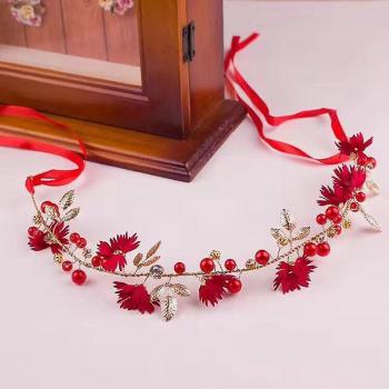 Corona de Flores Cintura Roja “Noche de Novias”
