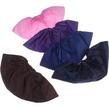 Cubiertas reutilizables para zapatos en interiores