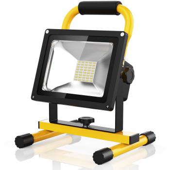 Roilois 20W LED Baustrahler mit 40 LEDs und Akku-Betrieb