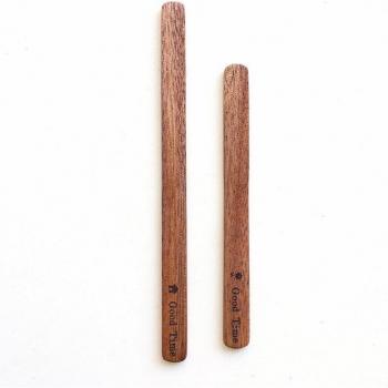 Bâtonnet à remuer en bois d’acacia artisanal