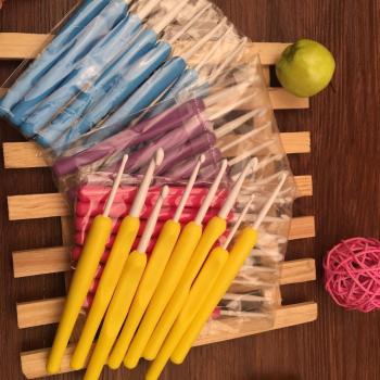 Plastic Crochet Hook Kit - 8 Hooks, 2.5-6.0mm Sizes
