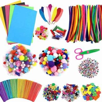 Crafty Kids 1100-Piece Art Supply Set