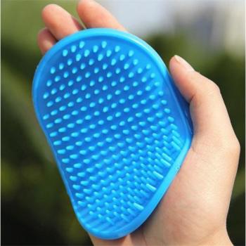 Rubber Dog Grooming Brush