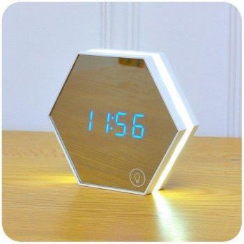Multifunctional LCD Alarm Clock with Temperature