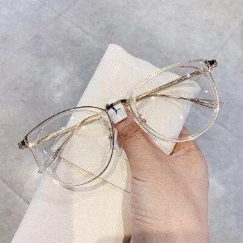 Classic Retro Round Metal Frames – Flat Mirror Design