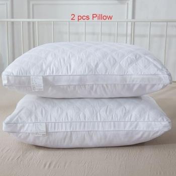Almohada elástica para el cuello blanca