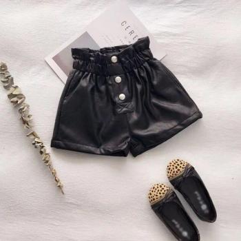 Pantalones cortos de cuero para niña