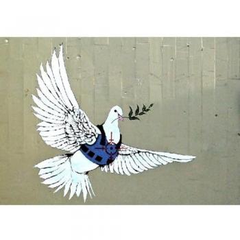 Lienzo Banksy Paloma de la Paz – Versión Madera y Poliéster