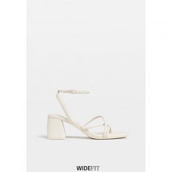 Stradivarius WIDE FIT White Multi-strap Sandals with Wide Fit Technology