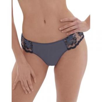 Simone Pérèle Brasileña Tanga