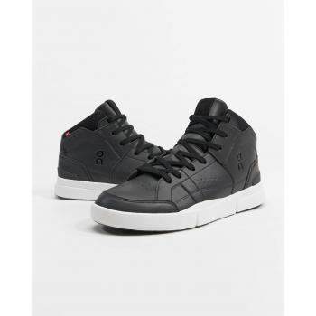 On THE ROGER Clubhouse Mid Herren Schwarz 46 EU