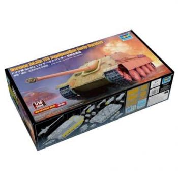 Trumper SD.Kfz 173 Jagdpanther – 1:16 schaal – Grijze kunststof replica