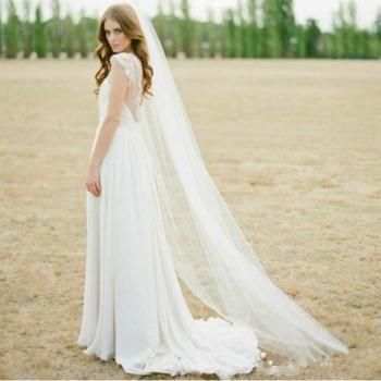 Ivory Bridal Veil with Ruffled Beading