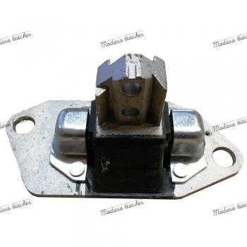 Volvo S60 S80 V70 XC70 XC90 Lower Front Right Engine Mount 30748811