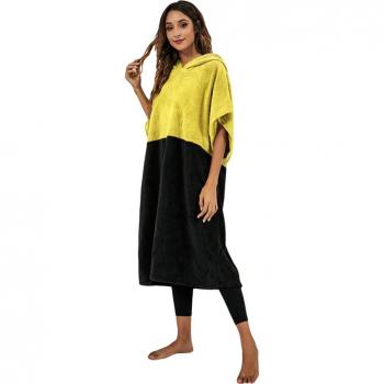 Extra große Dicke Frauensurfer-Poncho mit Kapuze