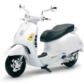 New Ray 57243 Véhicule miniature Vespa GTS 300 Super échelle 1/12