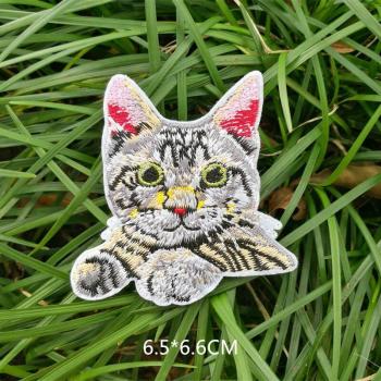 Parche bordado de gato para accesorios